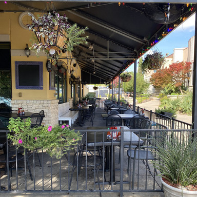 Dodies patio.JPEG